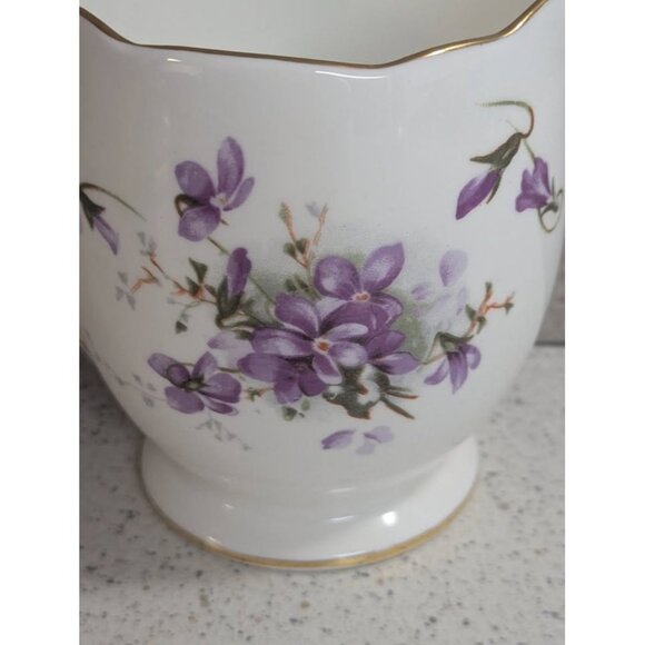 Hammersley Victorian Violets Creamer Made in England Fine Bone China - Picture 4 of 7